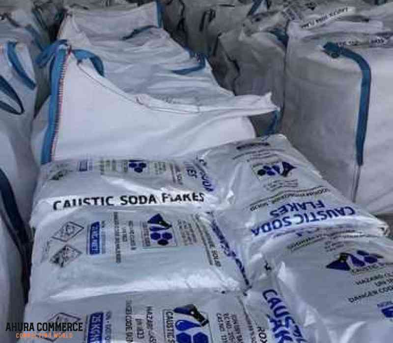 131_caustic-soda-flakes-681