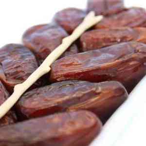 Exporting Iranian Date to Canada