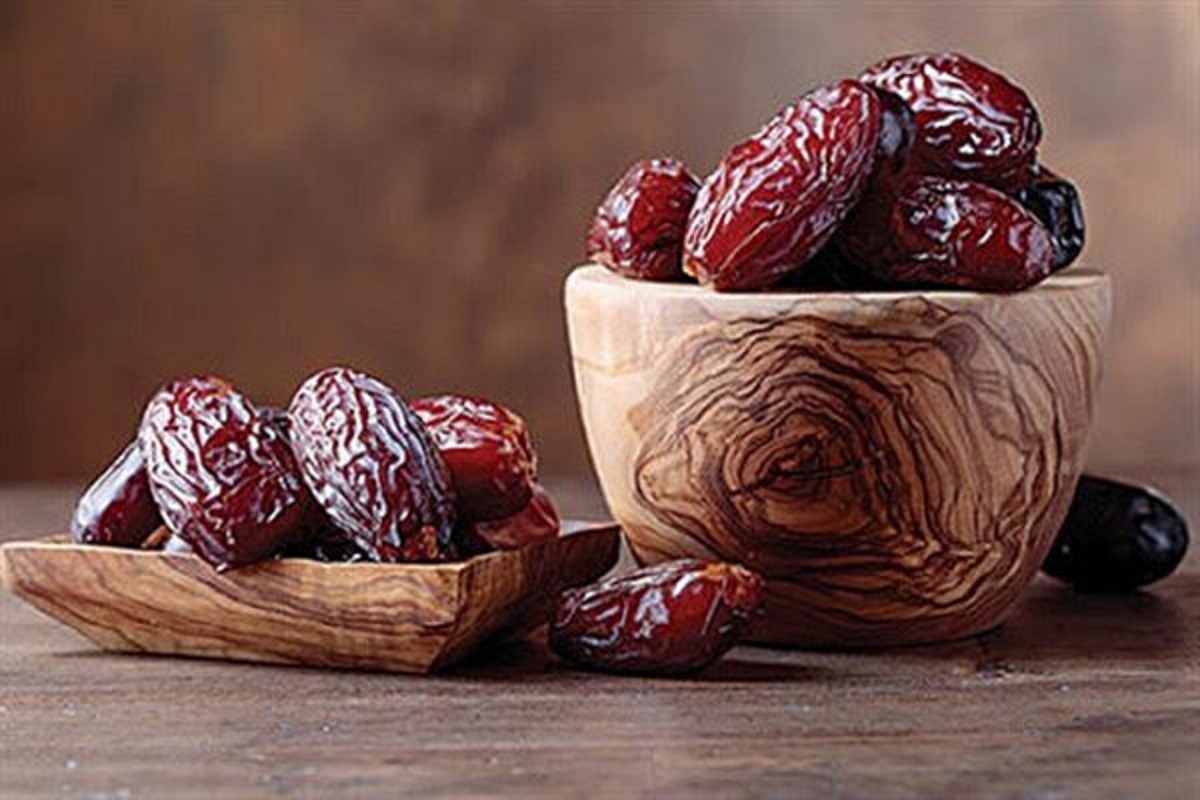 Exporting dates from Iran